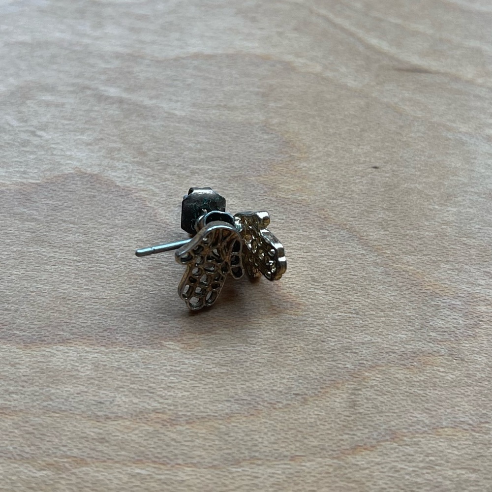 HYPOALLERGENIC EARRINGS